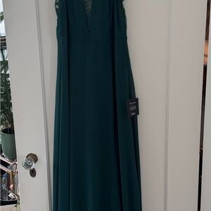 Elegant Evergreen Lace Bridesmaid Dress